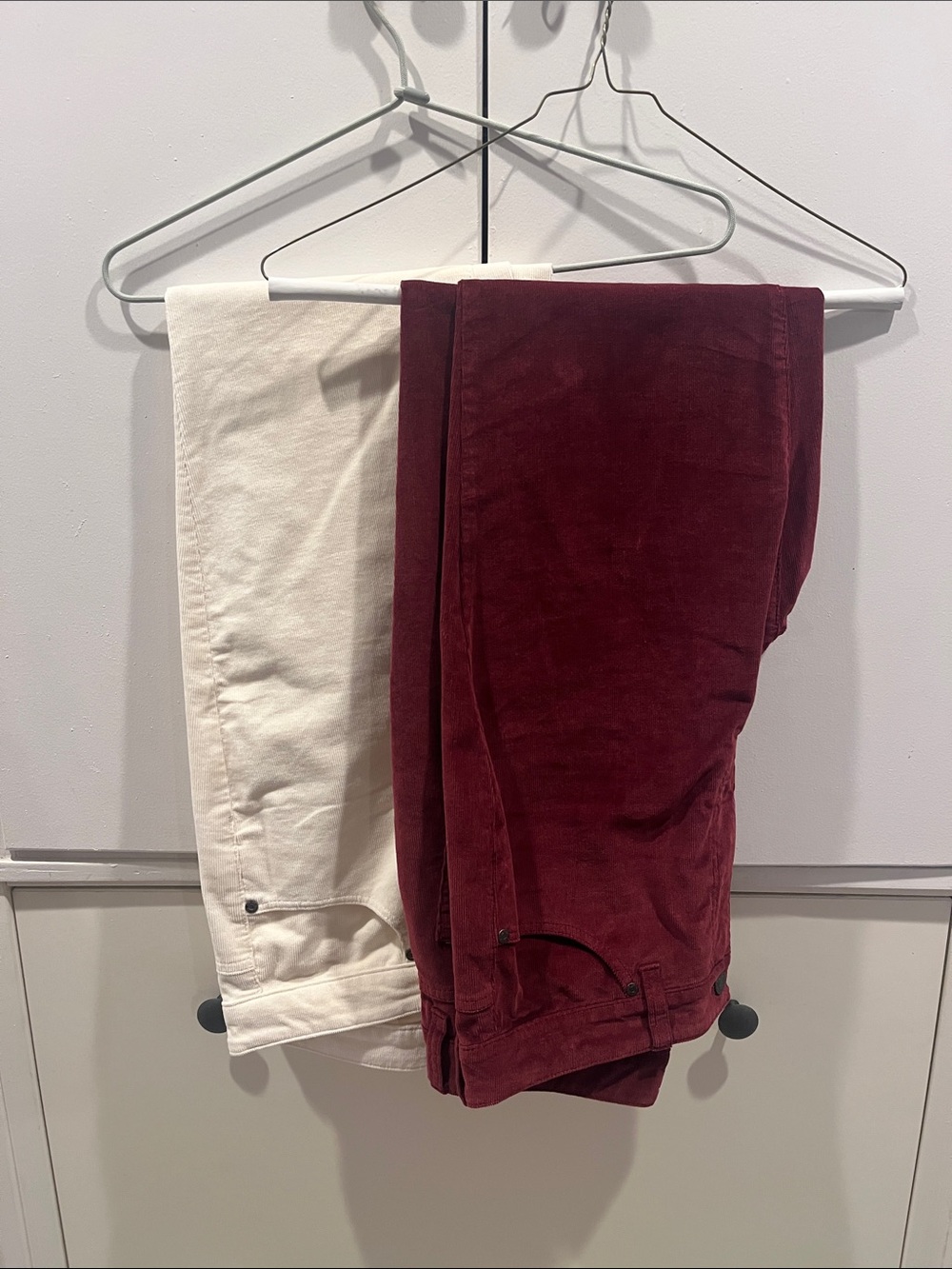 Talbots straight leg Corduroy Pants - Burgundy and Off-White sz 8